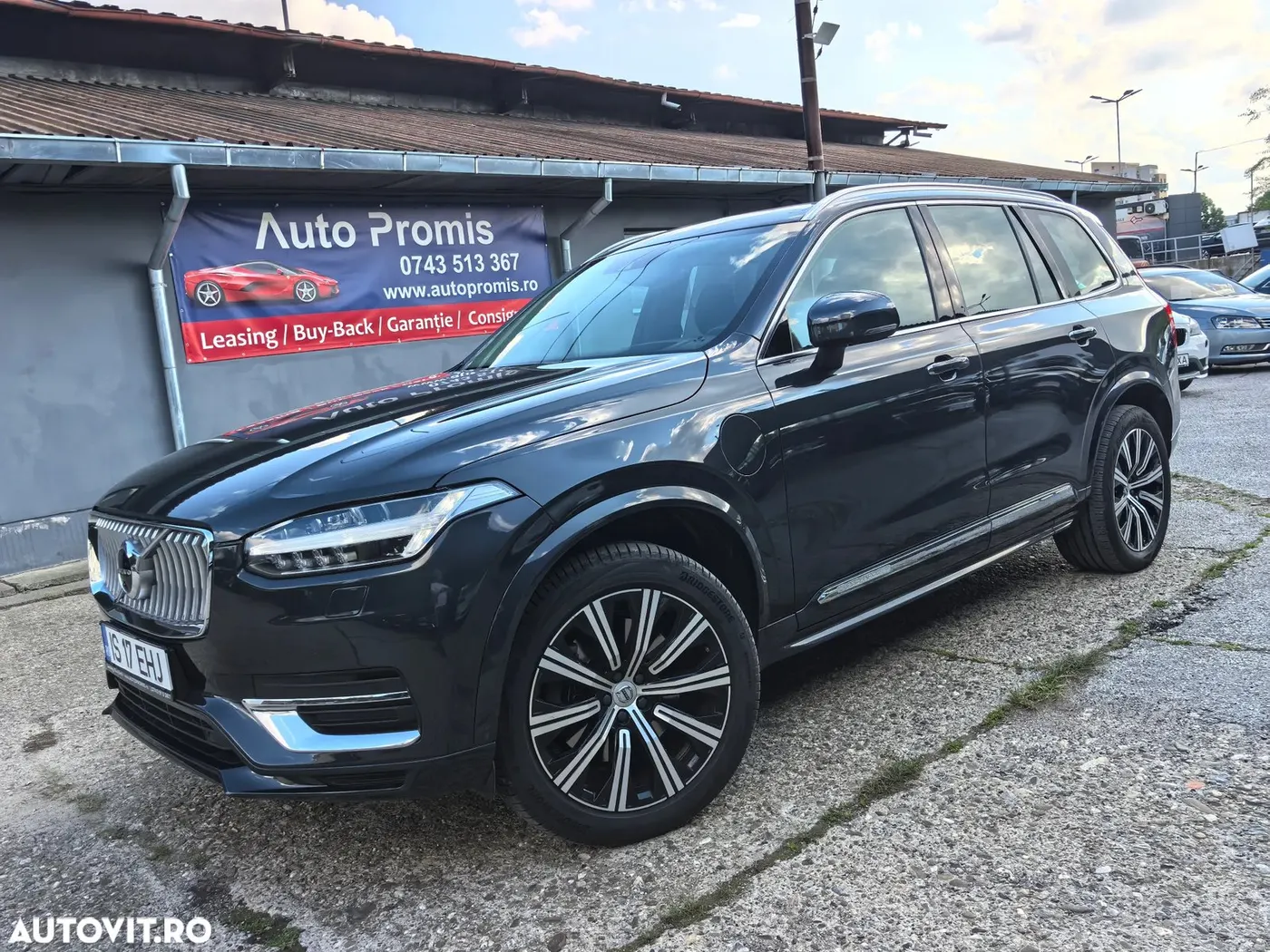 Volvo XC 90 2020 — lateral stânga