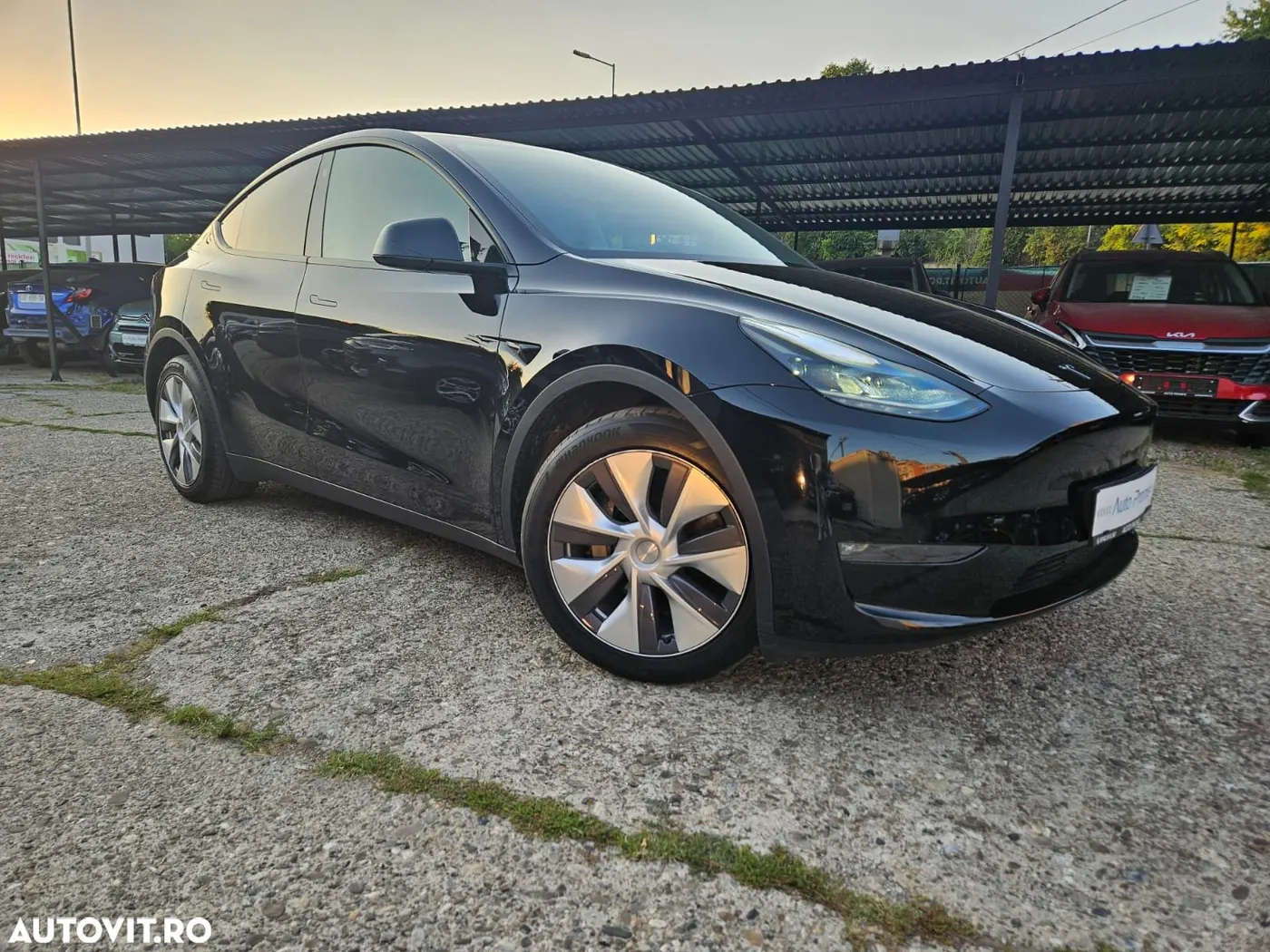 Tesla Model Y 2023 — 514 CP, cutie automată