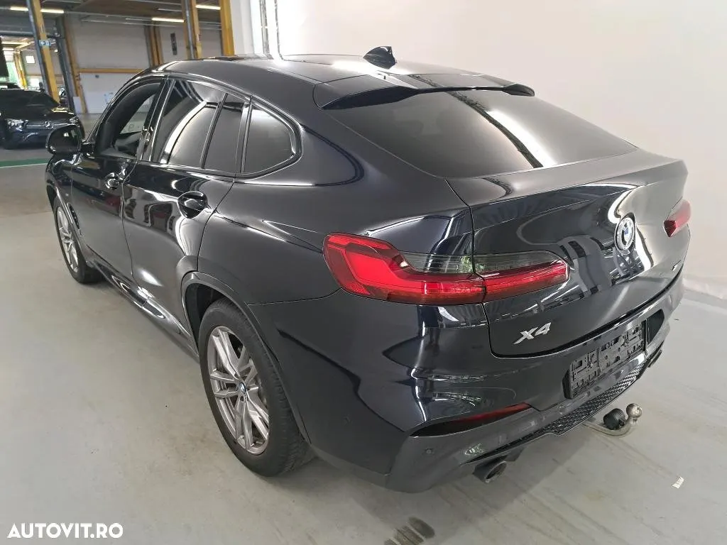 BMW X4 2021 — față