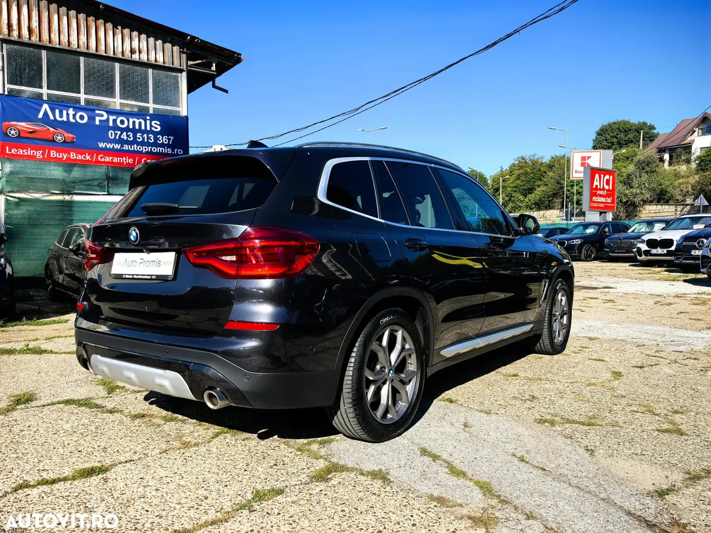 BMW X3 2018 — lateral stânga