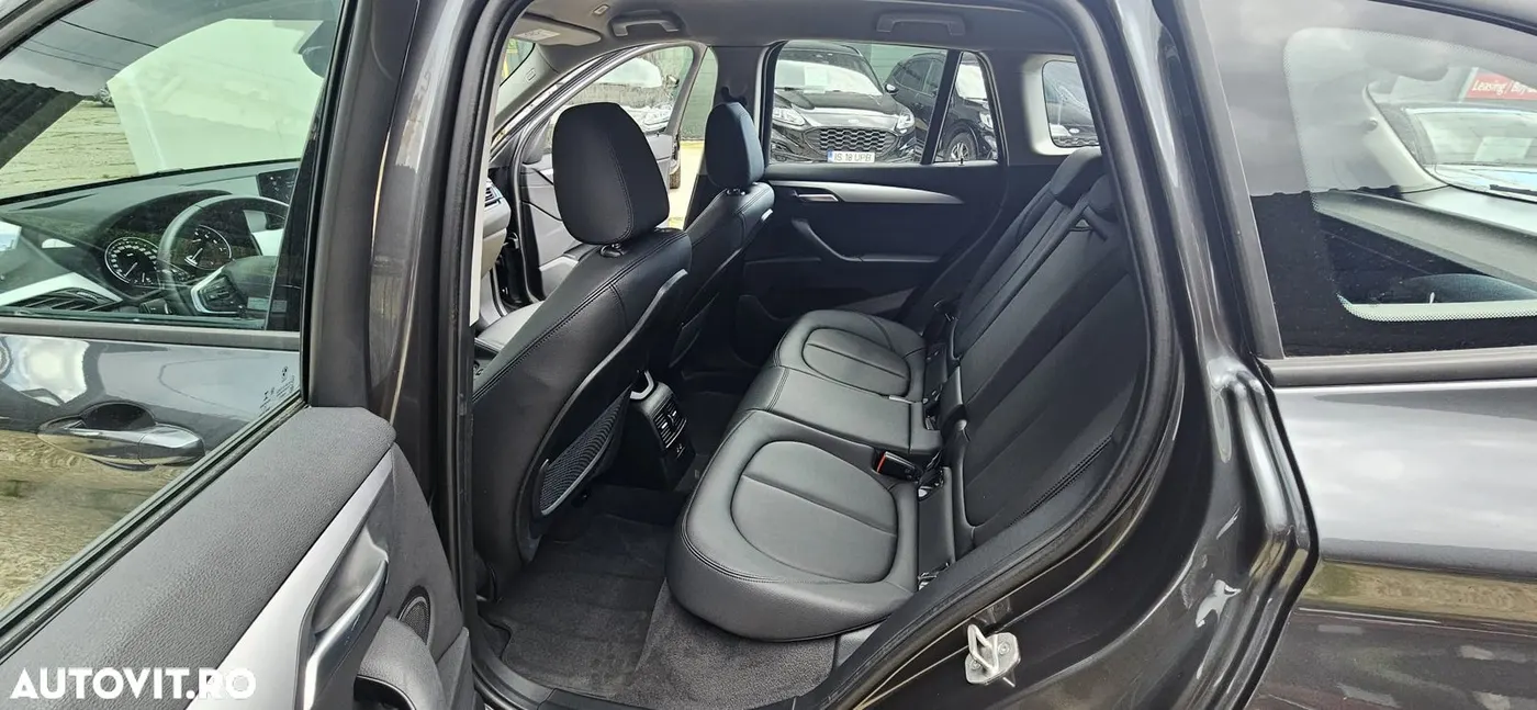 BMW X1 2022 — detaliu 7