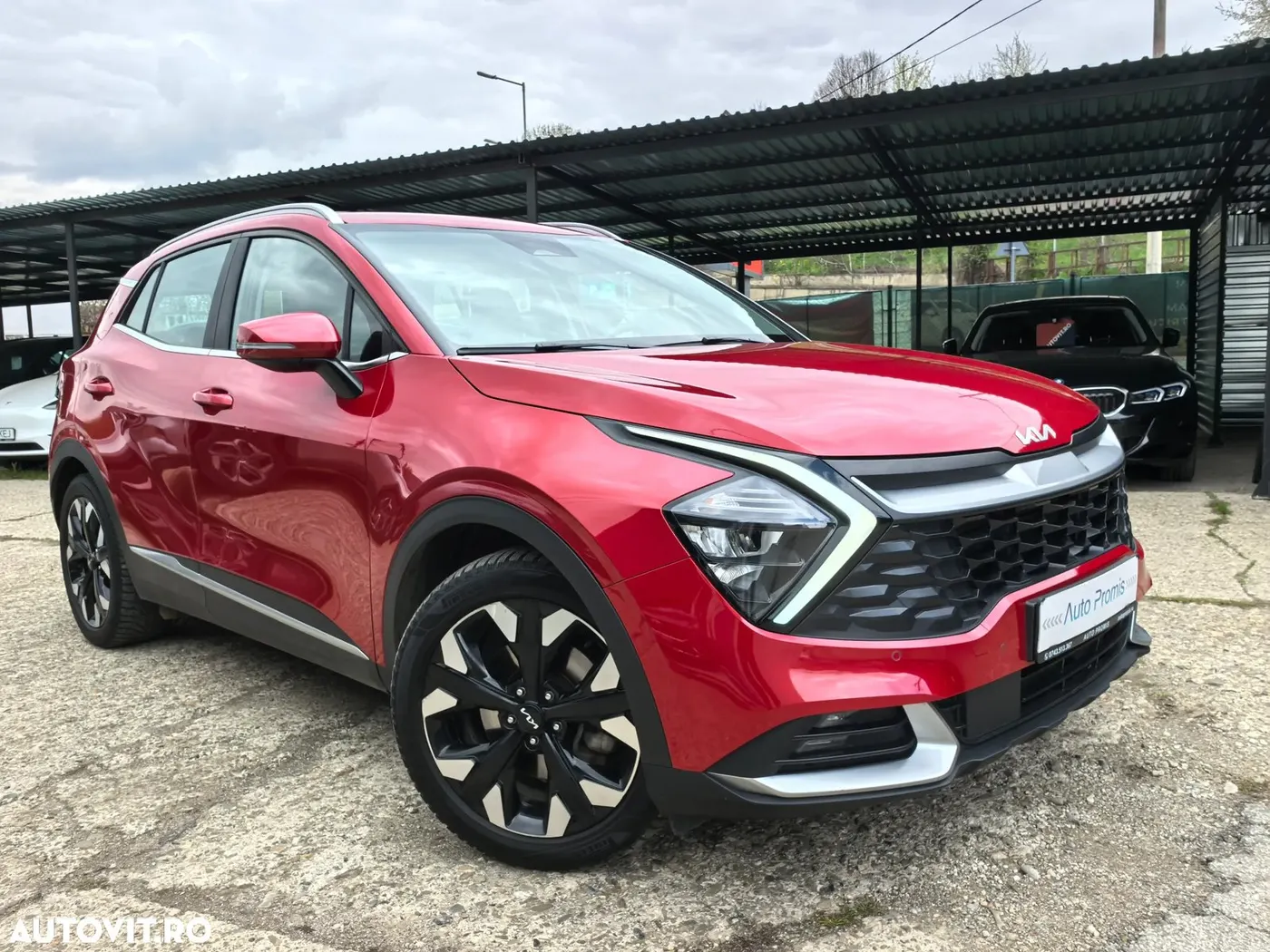 Kia Sportage 2022 — lateral stânga