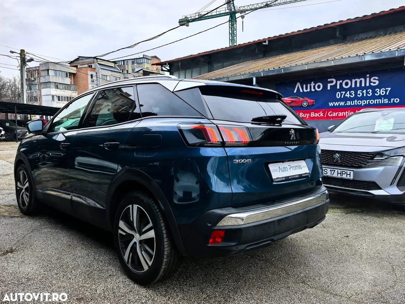Peugeot 3008 2021 — lateral stânga
