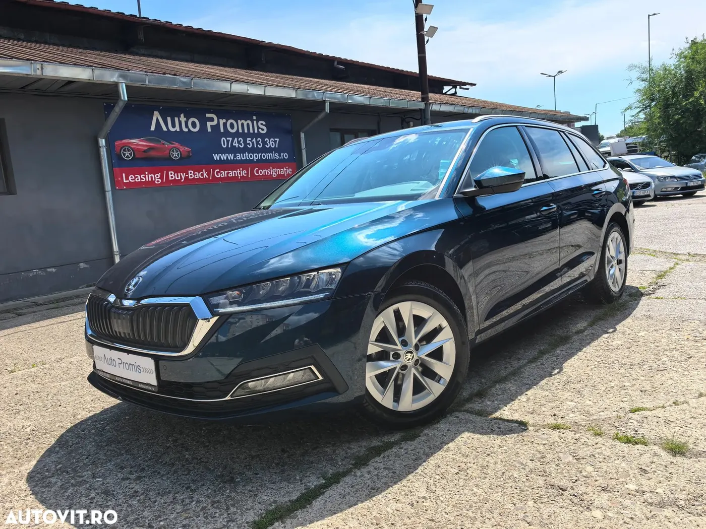 Skoda Octavia 2021 — față