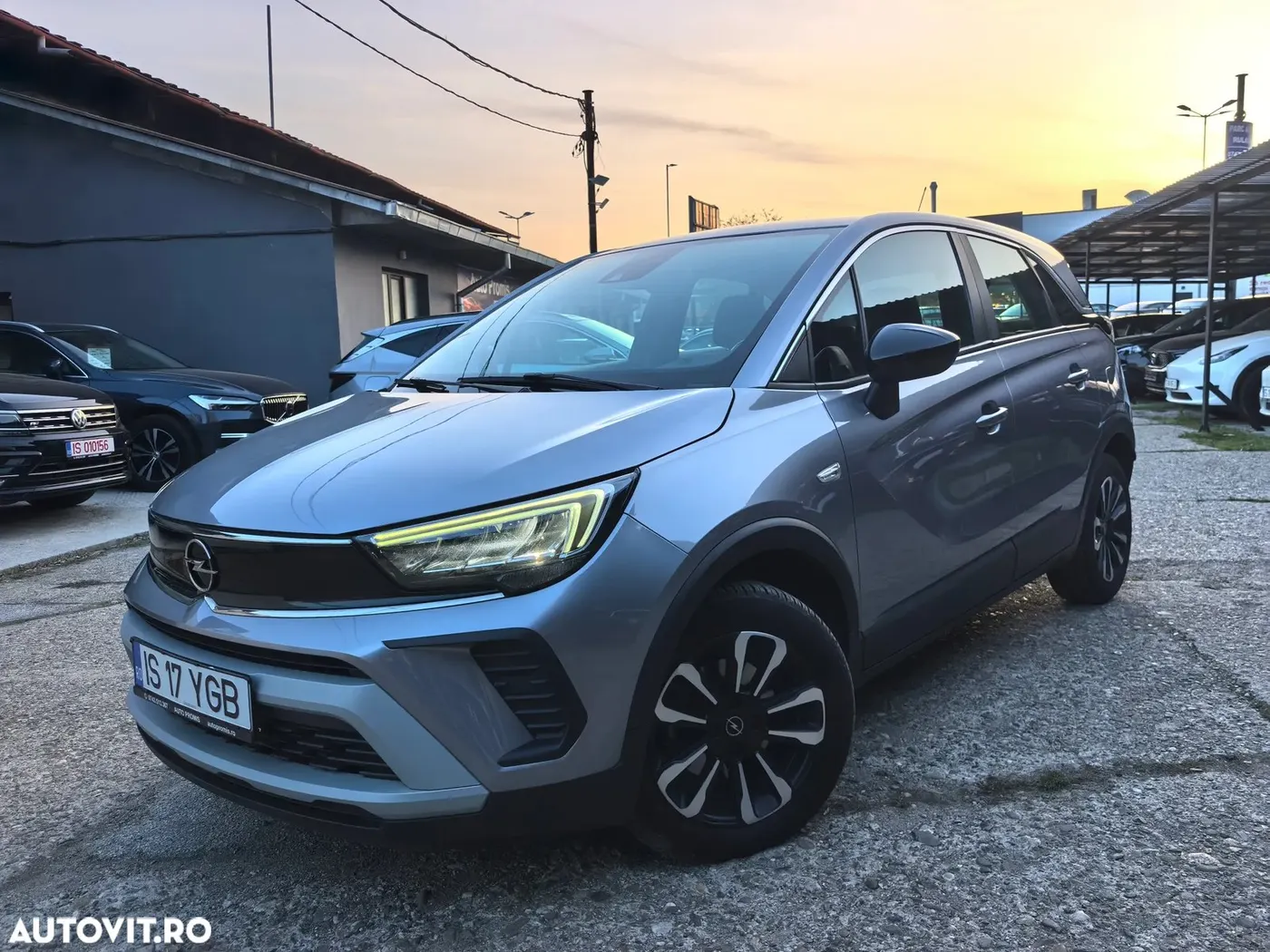 Opel Crossland 2022 — lateral stânga